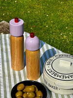 Load image into Gallery viewer, Salt &amp; Pepper Grinder - lilac &amp; red
