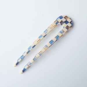 Ocean Checker Hairpin