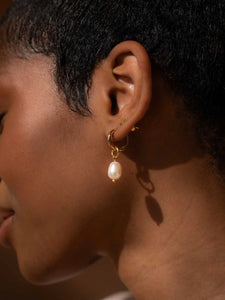 Gaia Pearl Hoops